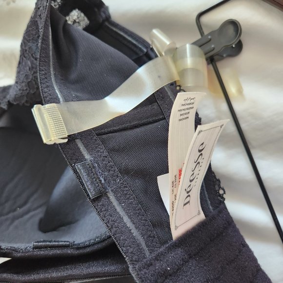 Deesse bra 42DD removable clear straps - Picture 4 of 10
